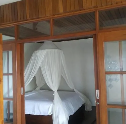 Villa Alam Sweet Ulu-modern "balinese Style Villa" 3 Large Comfy Beds 2 Private Bedrooms, Panoramic Ocean Views Pool *