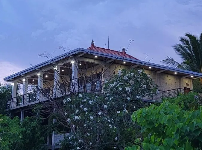 Villa Alam Sweet Ulu-modern "balinese Style Villa" 3 Large Comfy Beds 2 Private Bedrooms, Panoramic Ocean Views Pool *