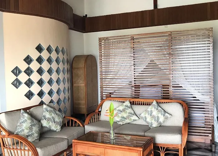 Alam Sweet Ulu-modern "balinese Style Villa" 3 Large Comfy Beds 2 Private Bedrooms, Panoramic Ocean Views Pool