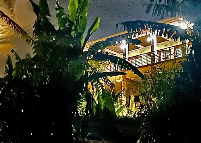 Alam Sweet Ulu-modern "balinese Style Villa" 3 Large Comfy Beds 2 Private Bedrooms, Panoramic Ocean Views Pool Villa *